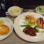 Bistro La Nature - アニバーサリーセット(デザート・飲み物付き) 
                        1,800円