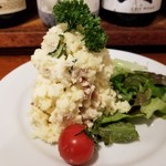 菱田屋 - 自家製ポテトサラダ