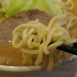 横浜ラーメン 北村家 - 麺