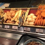 MarukameUDON - 天ぷらもいろいろ。