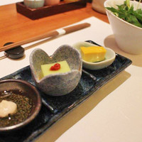 焼鳥YAMATO - 先付　　　　十種類のお野菜の入ったサラダ
