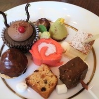 ビュッフェ＆カフェレストラン ナイト＆デイ - 