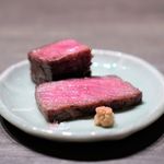 USHIGORO S. - 川岸牧場 サーロインステーキの炭火焼き