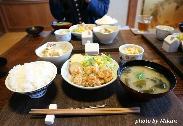 おうちカフェ ジー エヌ ハウス おうちcafe G N House 伊予富田 カフェ 食べログ