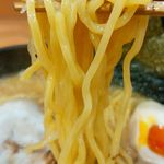 北海道ラーメン たつみ屋 - 麺　リフト！