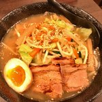 麺屋 紡 - たっぷり野菜らーめん 780円