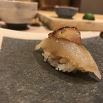 鮨 輝 - カワハギの肝は炙りで