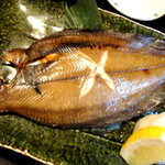 庄や - 柳カレイの焼魚です、大きさもお味もなかなかのものでしたよ