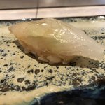 丸喜すし - 皮剥昆布〆