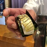 丸喜すし - 〆鯖棒寿司　〆る前に3日置き、〆て3日熟成　