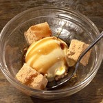 USHIHACHI - 牛8アイス