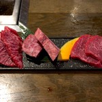 カイノミ、ヒレ、シンシン