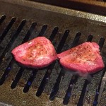 USHIHACHI - 上厚切りタン