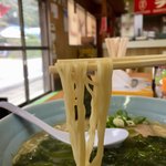 新ラーメンショップ - 硬めの茹であげでした。