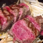 長崎まるごと屋 - したたる肉汁