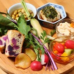野菜とお酒のバル スバル - 