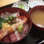 男しゃく - ♪海鮮丼￥900