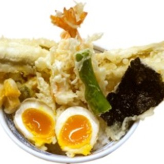 天ぷらやうなぎを目の前で調理いたします