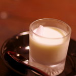 旅舎右馬允 - 酒粕（さけかす）水羊羹（ぶらんまんじぇ）