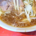 ラーメン二郎 - スープ
