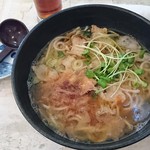 テラダ商店 - 牛かす細うどん750円込、丼でっかいです