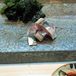 寿司栄 - 秋刀魚の刺身