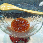 寿司栄 - いくら、いくらを裏ごししたお出汁につけて