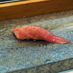 寿司栄 - 鮪トロ