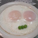 喜久屋カレー店 - 目玉焼き