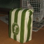 風月堂 - 紙袋です。