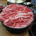 すき焼･鍋物 なべや - 牛肉鉄鍋