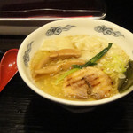 龍のひげ - 龍のひげ 龍ひげ塩らぁめん 海老ワンタン入 900円