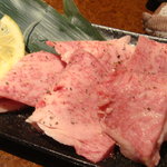 炭火焼肉HONMACHI - 