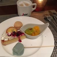 ロビーラウンジ 「マーブルラウンジ」 ヒルトン東京 - 