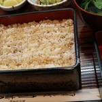 うなぎの甚八 - 二段重の2段目