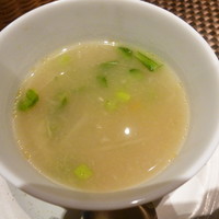 和食鉄板 銀座 朔月 - セットのスープ