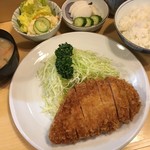 とんかつ燕楽 - ロース定食