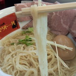 牛骨らぁ麺マタドールANNEX - 麺