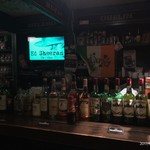 アイリッシュパブ　ザ　クラック - カウンタです。