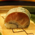 旬席 鈴江 - 淡路産の鯖寿司