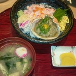 かに甲羅丼(税込1,980円)