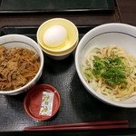 Nakau - 和風牛丼ミニ＋釜たまうどん（ゆずこしょう添え）
