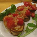 カサレッチョ - トマトのブルスケッタ