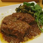 カサレッチョ - 豚バラ肉の赤ワイン煮、ポルチーニ風味