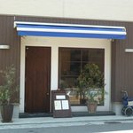 7774320 - 江ノ電の線路に面してます