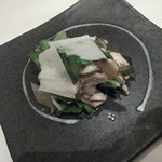 トラットリア・アルベロ - 前菜／有機野菜とパルミジャーノのサラダ仕立て