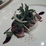 トラットリア・アルベロ - 肉料理／仏産鴨のロースト赤ワインソース、有機クレソン、アンディーブと共に
