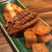 松庵 韓菜房 栄大津通店 - キムチ盛合せ(¥880)