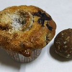 べじ屋 - バナナチョコマフィン、ビーツエナジーボール
