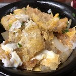 遊心 - 遊心丼   豚バラ肉なので何枚も入ってます。